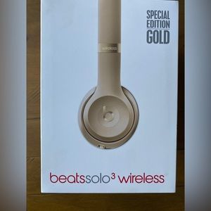Beats Solo 3 Wireless Special Edition Gold NIB